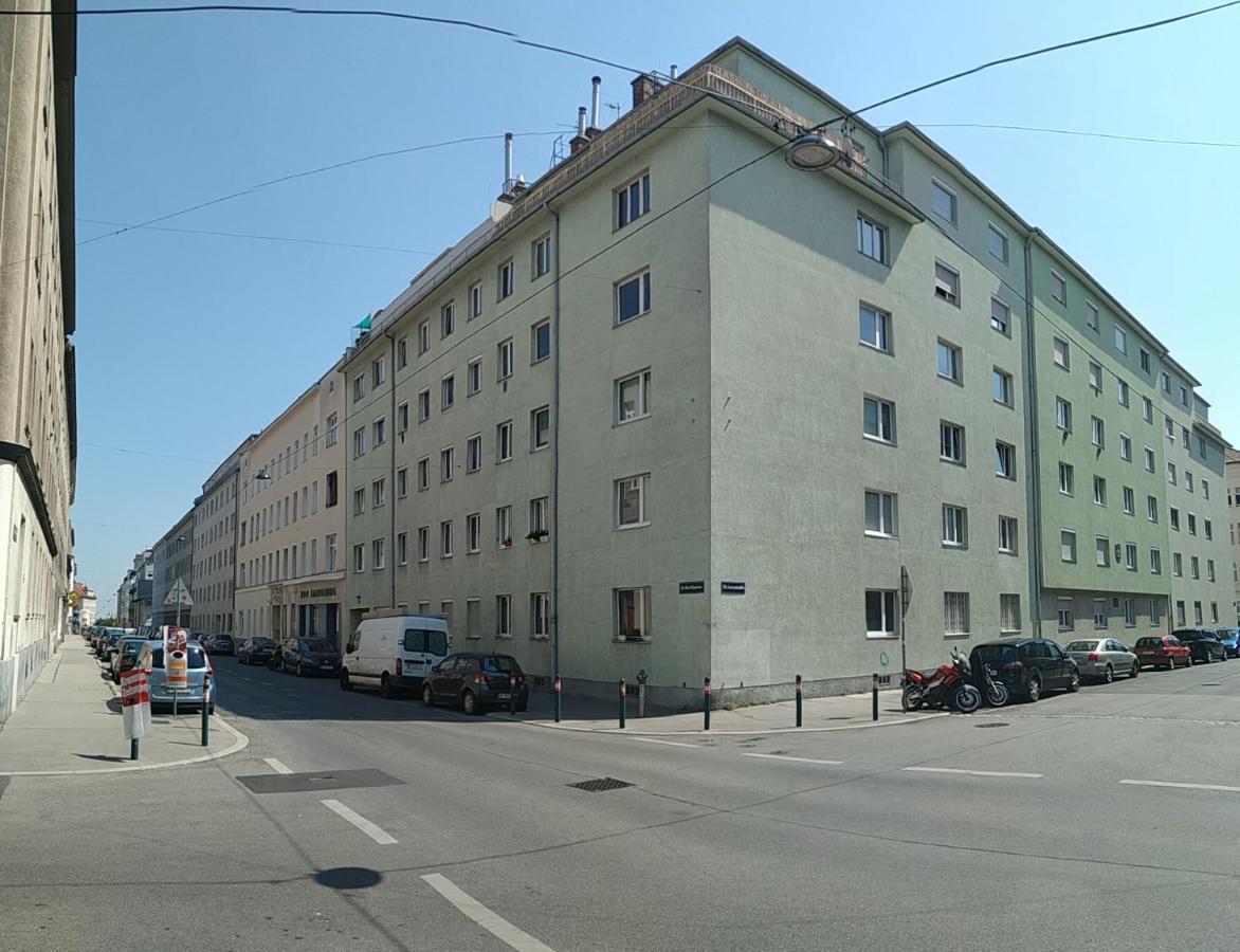 Family-Friendly Flat With Balcony Apartment Vienna Exterior photo